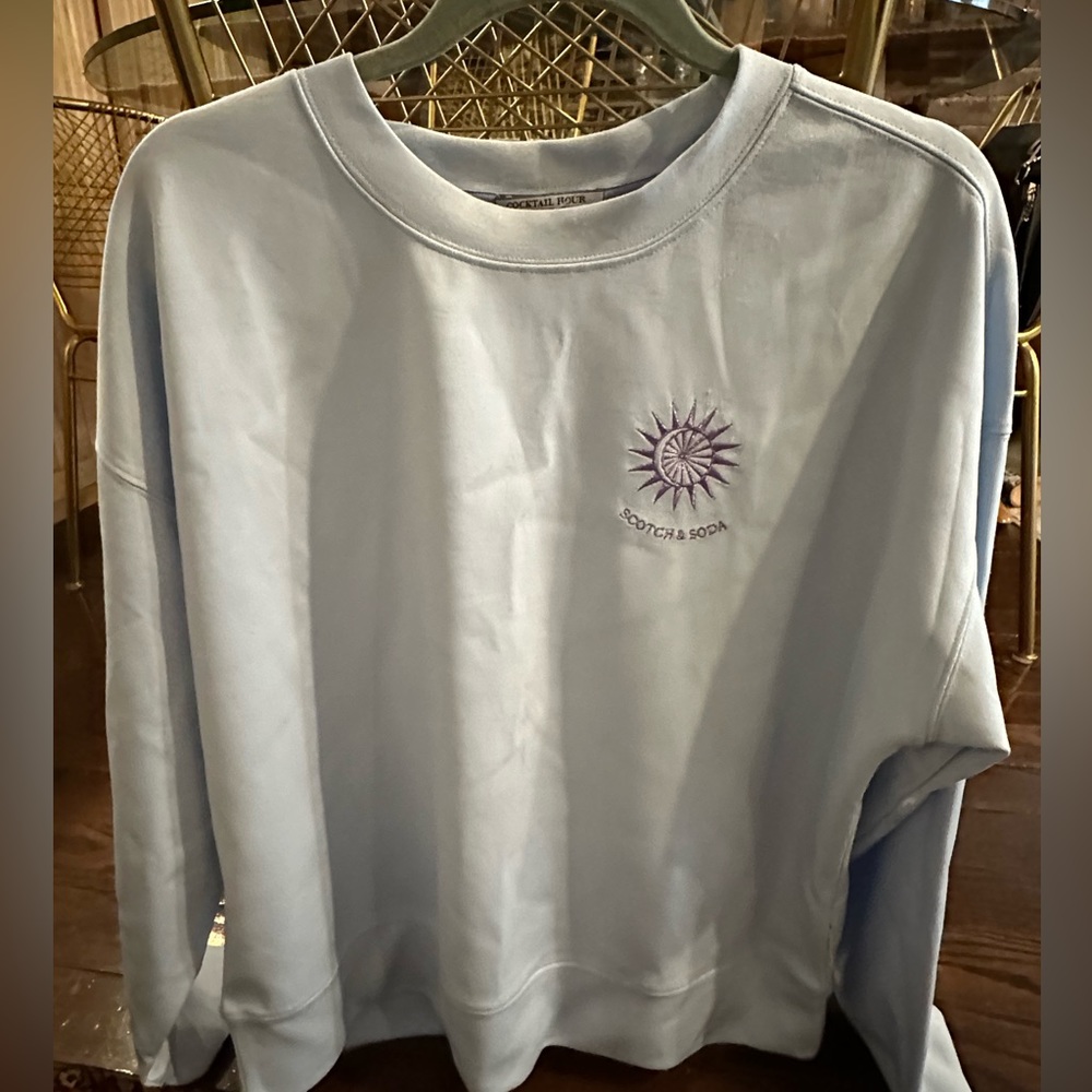 NWT light blue Scot and Soda sweatshirt